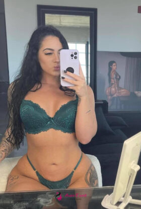 Katie — escort gallery photo 1